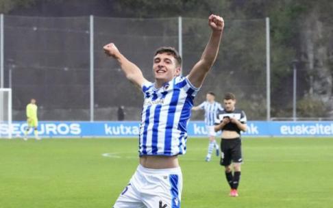 Karrikaburu, en un partido con el Sanse ante el Tudelano. Karrikaburu, en un partido con el Sanse ante el Tudelano.