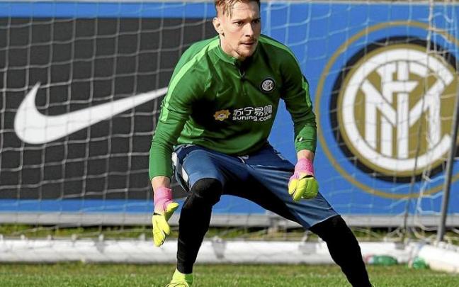 El futuro de Ionut Radu cada vez se acerca más a la Real y a Donostia. Foto: N.G.