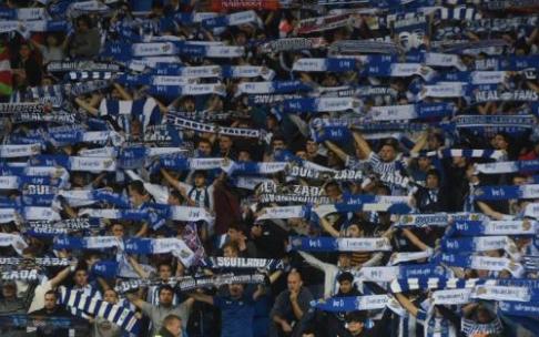 Aficionados realistas, en el encuentro entre la Real y el Rayo. Aficionados realistas, en el encuentro entre la Real y el Rayo.