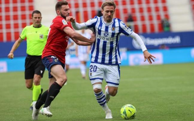 Nacho Monreal, durante el partido de la pasada temporada 2020-21 en El Sadar, el último que ha disputado. Nacho Monreal, durante el partido de la pasada temporada 2020-21 en El Sadar, el último que ha disputado.