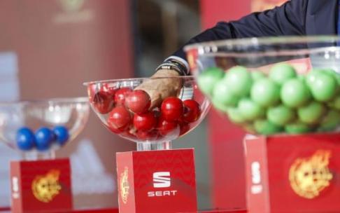 Los bombos de un sorteo anterior de la Copa del Rey.