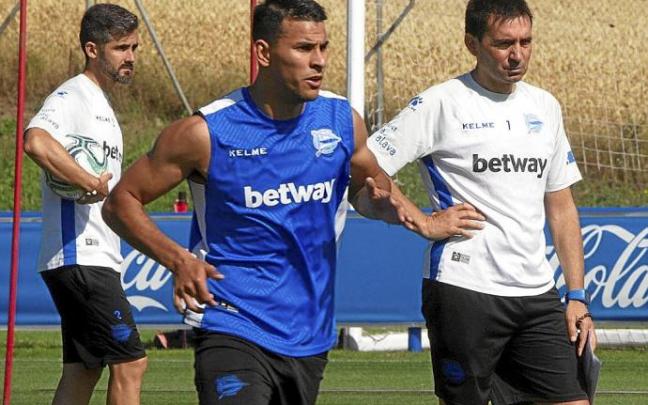 Ramón Miérez, durante la pretemporada con el Alavés de hace dos temporadas. Foto: Alex Larretxi