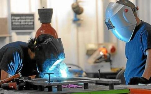 La ralentización económica amenaza con retrasar la recuperación a 2023 La ralentización económica amenaza con retrasar la recuperación a 2023