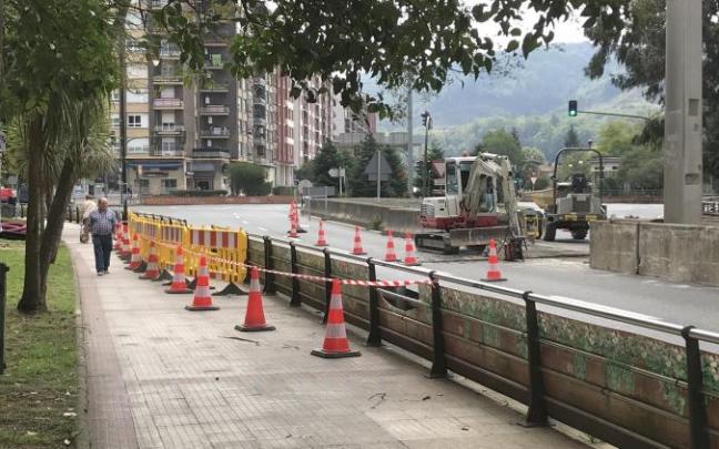 El proyecto transformará la rotonda en una glorieta convencional, sin semáforos. El proyecto transformará la rotonda en una glorieta convencional, sin semáforos.
