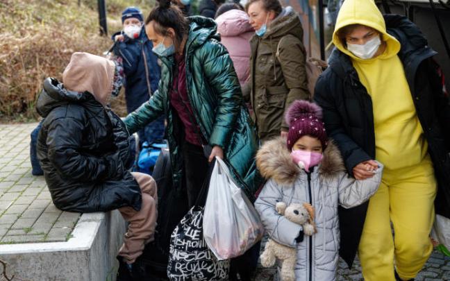 Los refugiados ucranianos llegan a Euskadi en "un goteo constante" Los refugiados ucranianos llegan a Euskadi en "un goteo constante"