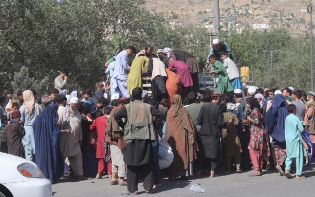 Miles de personas viven desplazadas en Afganistán tras el avance de los talibanes Miles de personas viven desplazadas en Afganistán tras el avance de los talibanes