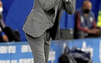 Calleja, durante un choque disputado en Mendizorroza.. Foto: I.F.