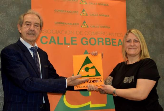 Relevo en la presidencia de Zona Gorbea.