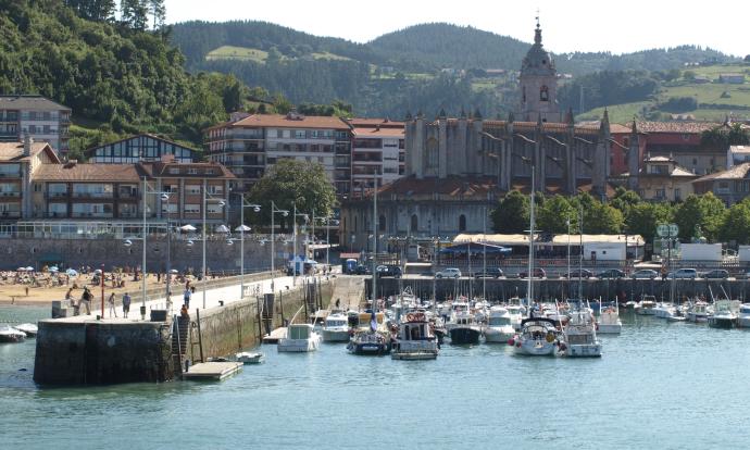 El muelle de los curas de Lekeitio permanecerá cerrado durante las obras, por seguridad.