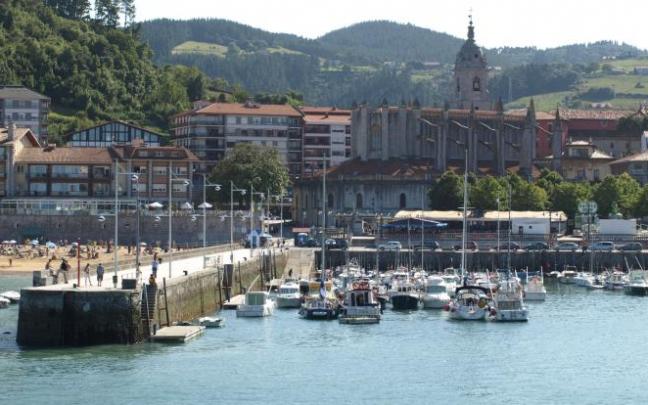 El muelle de los curas de Lekeitio permanecerá cerrado durante las obras, por seguridad.