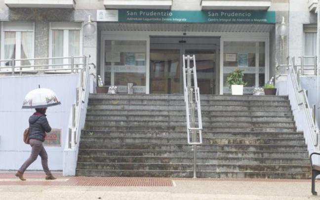 La residencia San Prudencio registra ocho casos activos. La residencia San Prudencio registra ocho casos activos.
