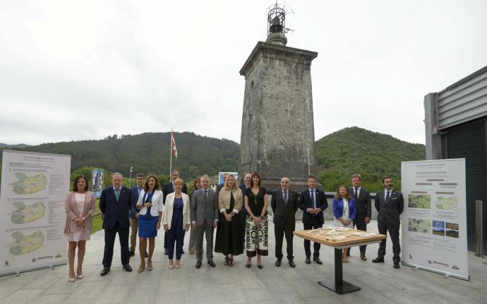 El Consejo de Gobierno se reunió ayer martes en la Torre Madariaga de Busturia.