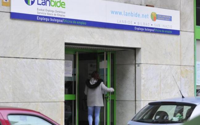 Navarra es la segunda comunidad que da más cobertura a su población en riesgo Navarra es la segunda comunidad que da más cobertura a su población en riesgo
