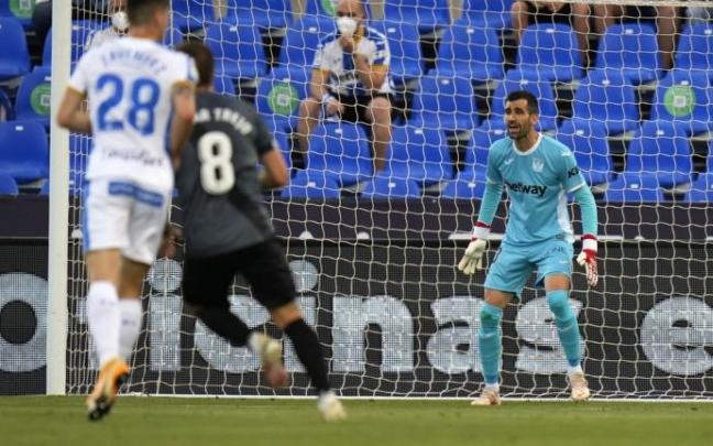 El guipuzcoano Asier Riesgo jugará otro año en el Leganés El guipuzcoano Asier Riesgo jugará otro año en el Leganés