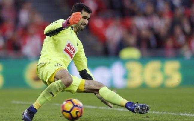 Asier Riesgo continuará en el Leganés.