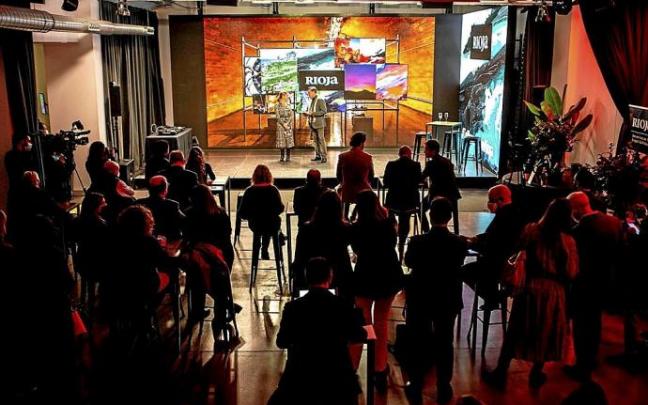 Momento de la presentación de la nueva campaña publicitaria. Foto: Cedida