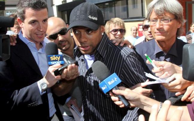 Robinho, en una imagen de archivo. Robinho, en una imagen de archivo.