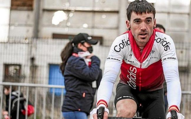 "Roglic tiene otro punto y la crono es un plus para él; yo espero disputar alguna etapa y pelear el podio"