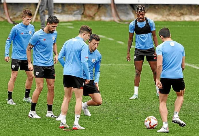 Imagen de una sesión de entrenamiento del Athletic. Foto: Borja Guerrero