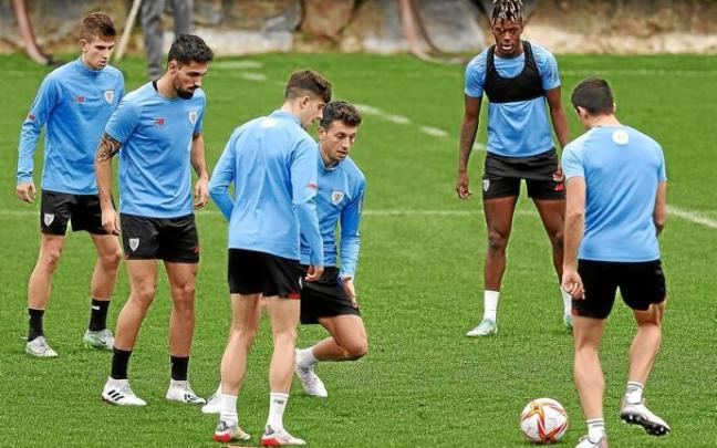 Imagen de una sesión de entrenamiento del Athletic. Foto: Borja Guerrero