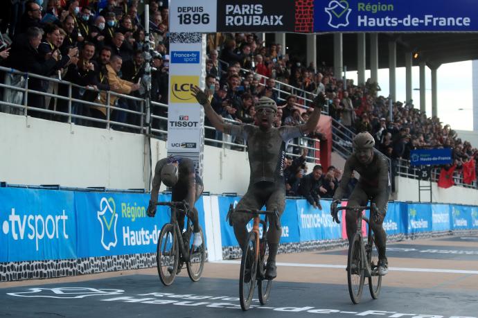 Colbrelli, ganador de la París-Roubaix.