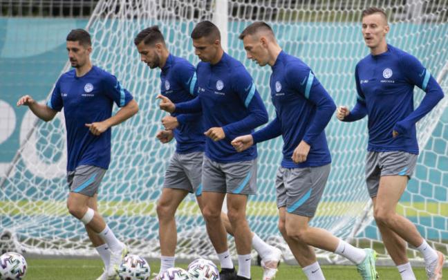 La selección rusa de fútbol durante un entrenamiento. La selección rusa de fútbol durante un entrenamiento.
