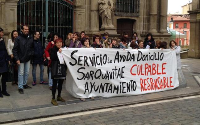 Concentración de trabajadoras del SAD (Servicio de Atención Domiciliaria), en 2015.