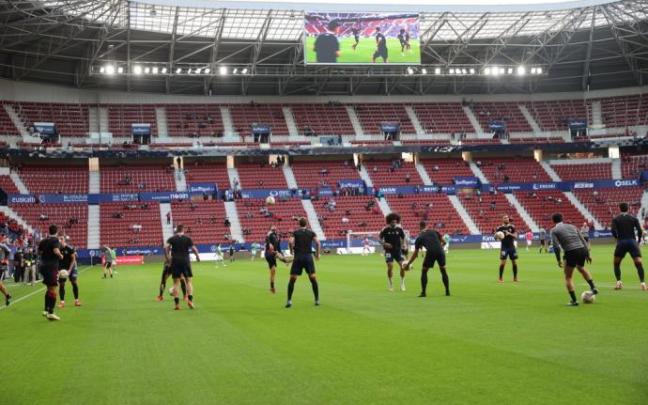 El Sadar abre del todo