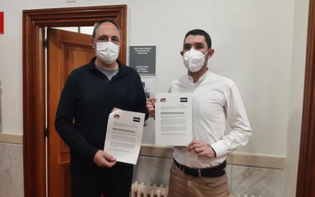 Félix González, de EH Bildu, y Óscar Fernández, de Elkarrekin.