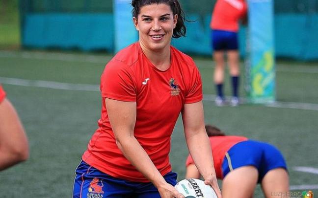 Saioa Jaurena, en un entrenamiento con la selección española absoluta de rugby.