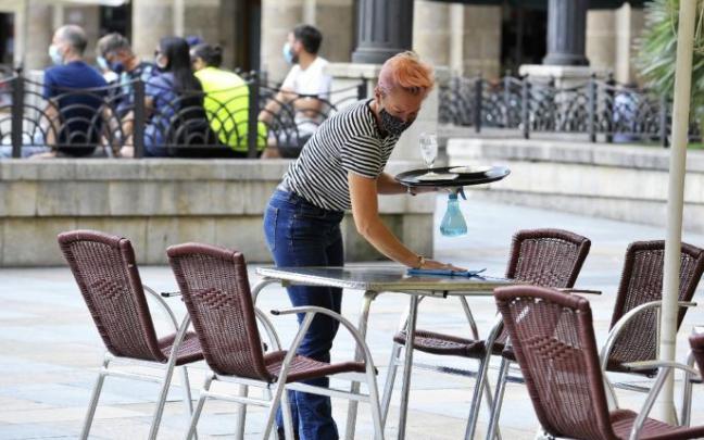 Con la última subida el SMI queda fijado en 965 euros Con la última subida el SMI queda fijado en 965 euros
