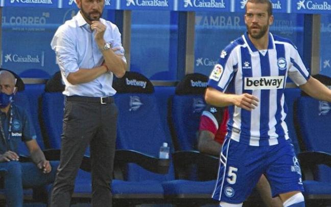Machín fue despedido con el equipo fuera del descenso. Foto: A. Larretxi