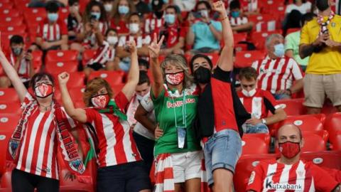 Aficionados del Athletic en el último partido jugado en San Mamés