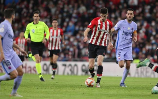 Oihan Sancet, durante el encuentro de octavos de final de Copa ante el Barcelona.