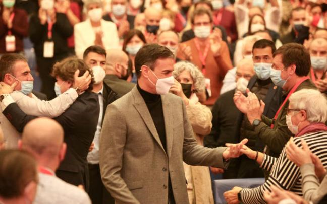 El presidente del Gobierno español, Pedro Sánchez, durante la clausura del congreso del PSE-EE