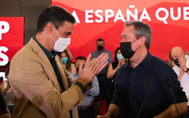 Pedro Sánchez, con Juan Espadas este sábado.