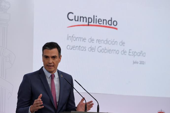 Pedro Sánchez durante la intervención para hacer balance del curso político