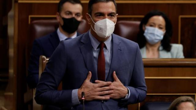 Pedro Sánchez durante el pleno de control al Gobierno