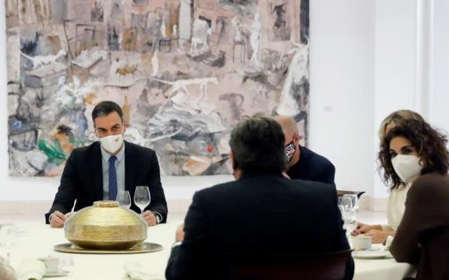 Sánchez y los sindicatos escenifican el acuerdo sobre el MEI Sánchez y los sindicatos escenifican el acuerdo sobre el MEI