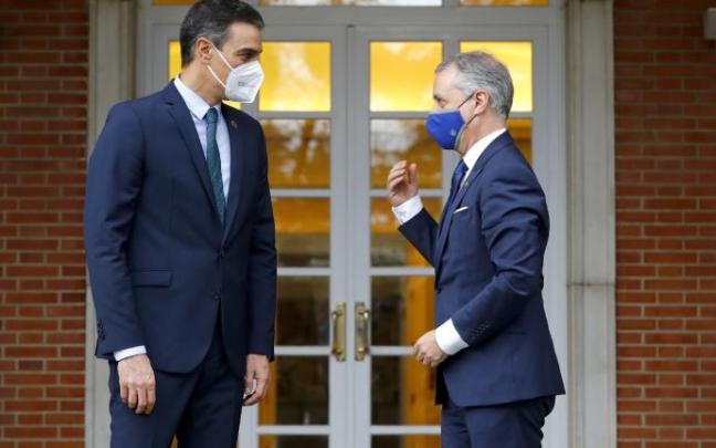 El presidente del Gobierno español, Pedro Sánchez, con el lehendakari, Iñigo Urkullu El presidente del Gobierno español, Pedro Sánchez, con el lehendakari, Iñigo Urkullu