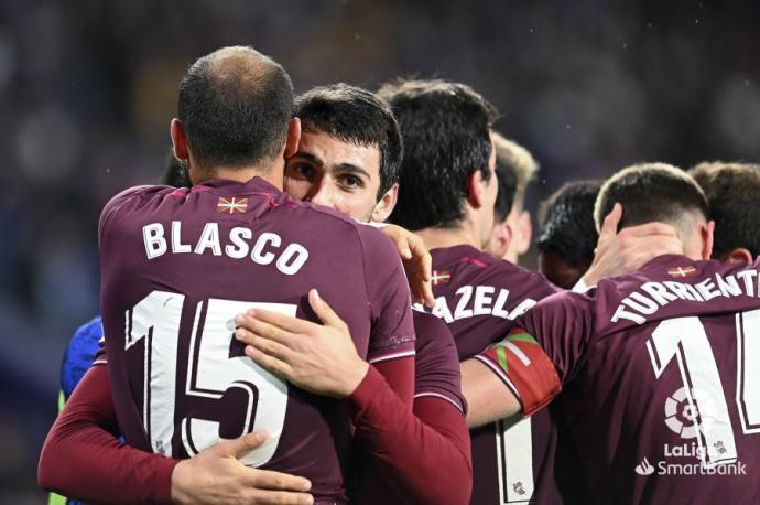 Los jugadores realistas celebran el primer gol en Valladolid.