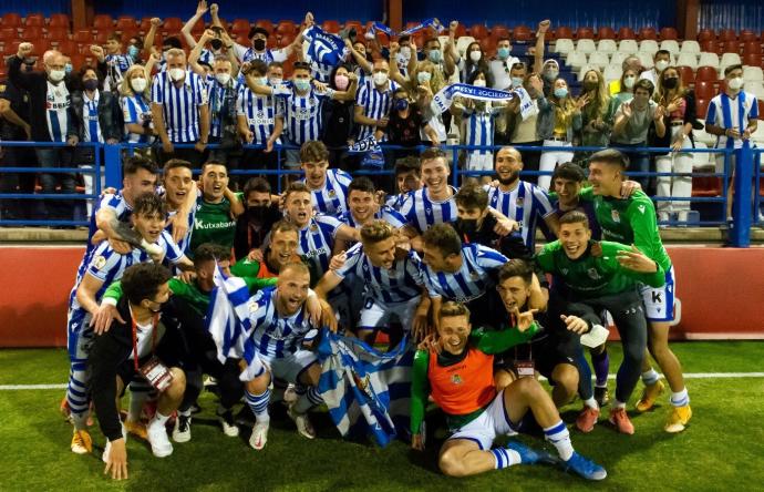 Los jugadores del Sanse celebran la victoria ante el Andorra.