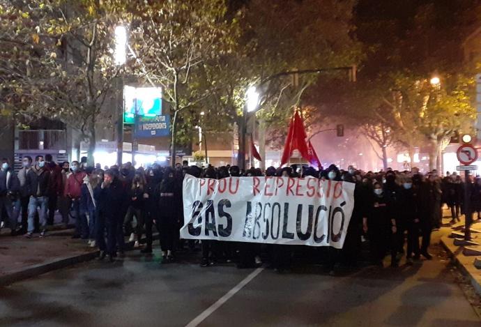 Vilafranca expresa su apoyo a Sas, condenado por agredir a dos Mossos el 1-O de 2018