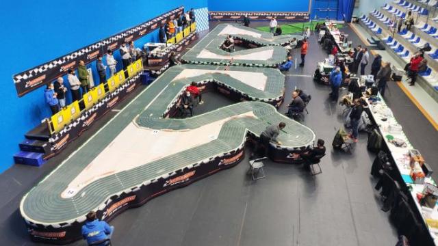 Panorámica de las dos pistas gemelas, en cuyo montaje se invirtió una semana.