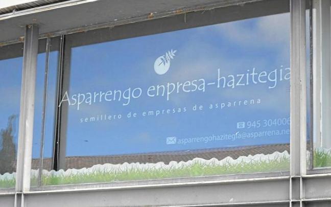 Exterior de un local del semillero de empresas, ubicado en Araia.