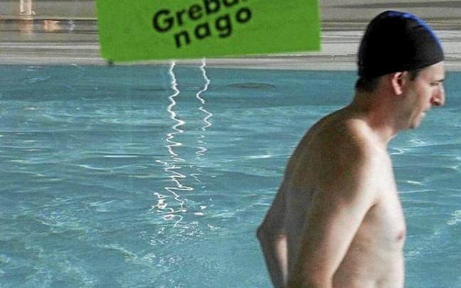 Jornada de huelga anterior en la piscina de Abetxuko. Foto: A. Larretxi