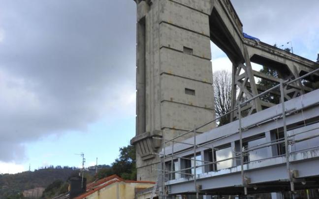 Cubierta del nuevo bloque, que está adosado a la torre del ascensor.