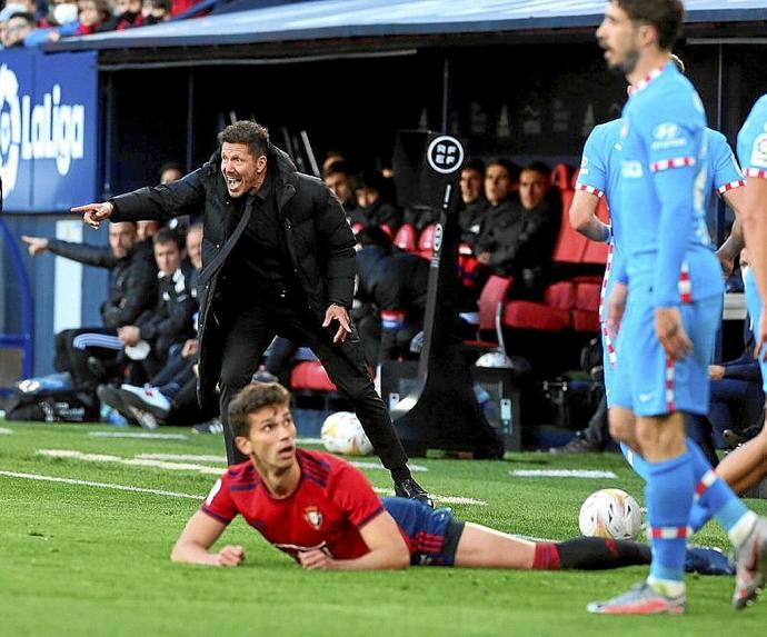 Simeone, en su más reciente visita a El Sadar. Foto: Javier Bergasa