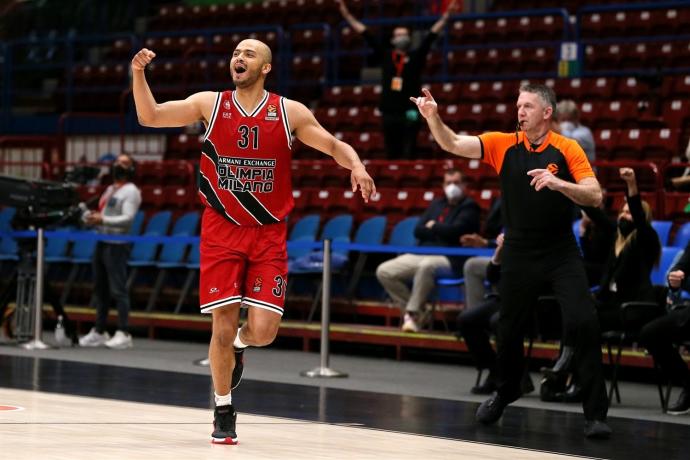 Shavon Shields, jugador del Armani Milán