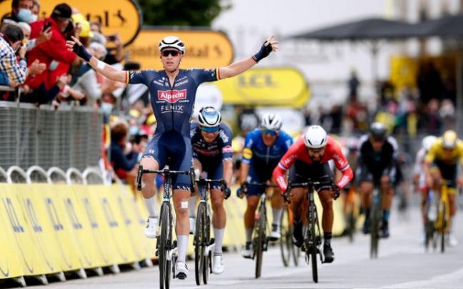 Tim Merlier (Alpecin Fenix) se impone en una etapa del pasado Tour de Francia. El año que viene correrá en el Quick-Step.